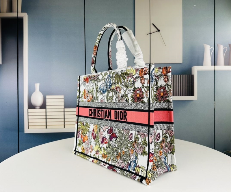 Dior Shopping Bags